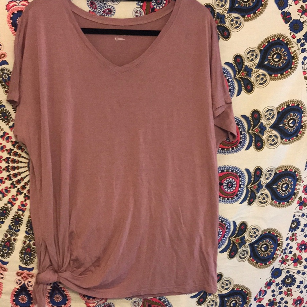 Knot t shirt